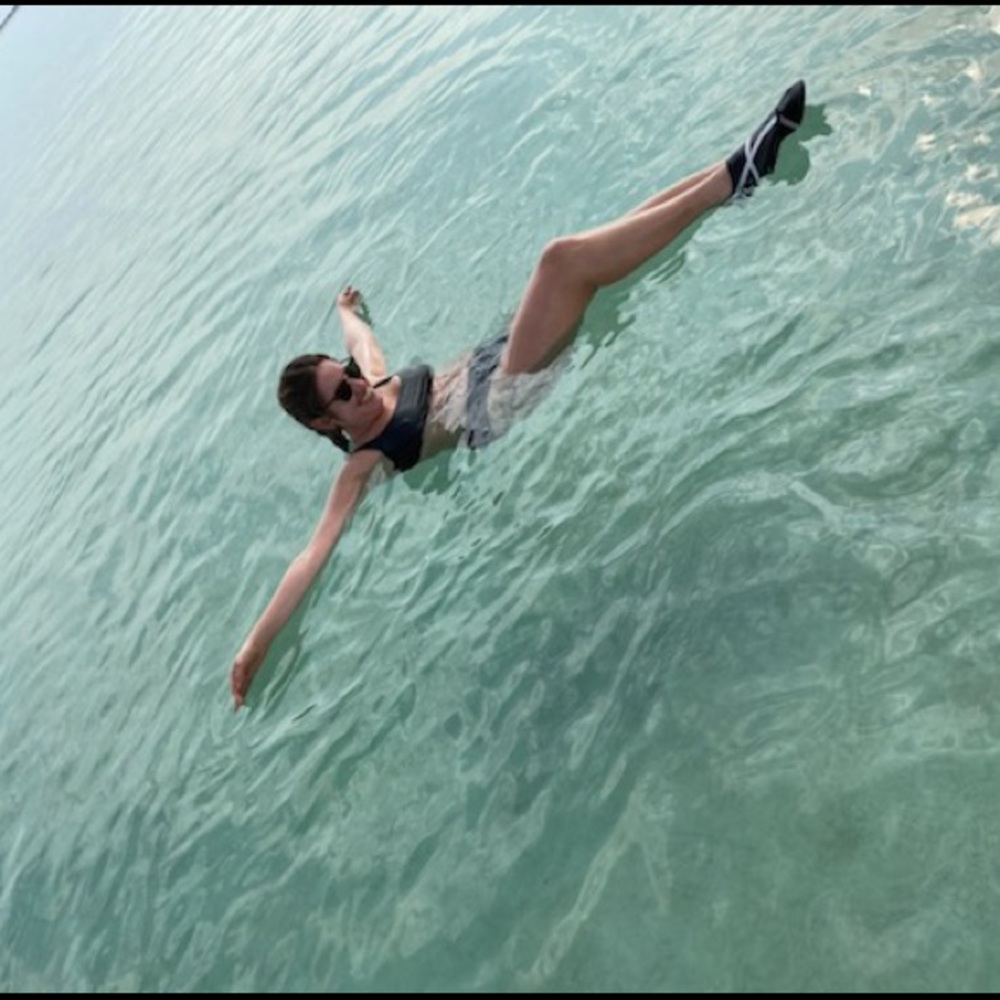 Meet your Posher, Cassie